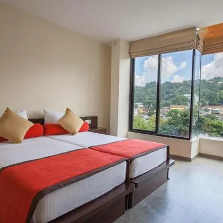 Oak Ray City Hotel Kandy Exterior foto