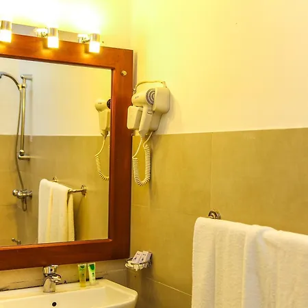 Oak Ray City Hotel Kandy Exterior foto