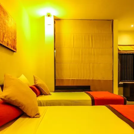 Oak Ray City Hotel Kandy Exterior foto
